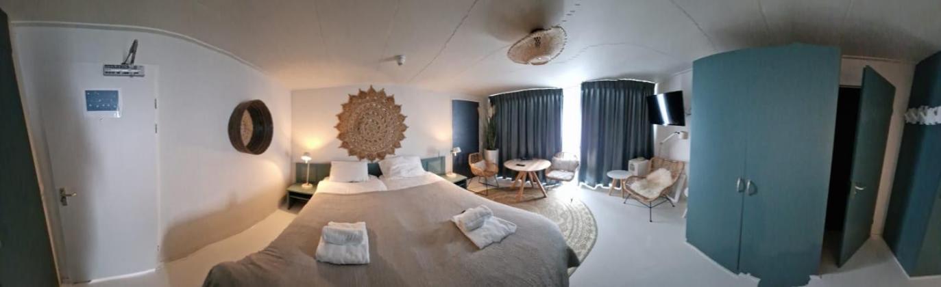 Hotel Liberte Schoorl Exterior photo